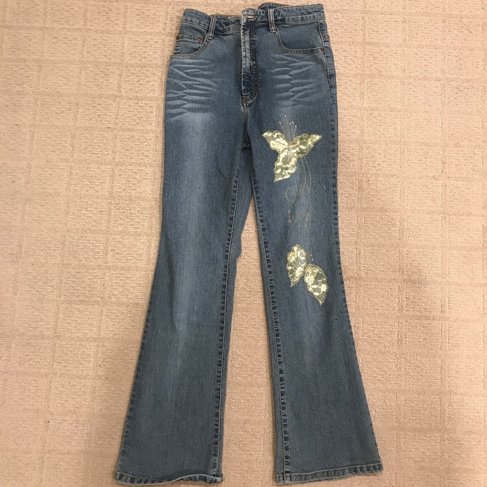 Li/San Hua Flower Embroidered Boot Cut Jeans (Price Drop!)